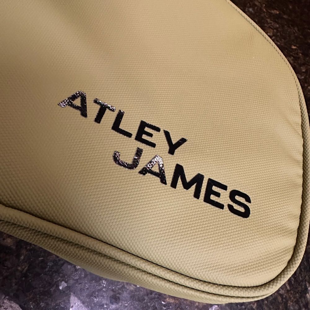 Atley James Harmon Toiletry Bag, Zipper Travel Grooming Bag, Olive Green NWT